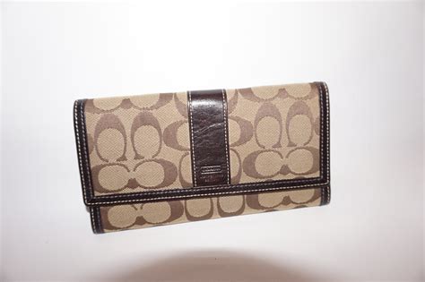 coach original wallet